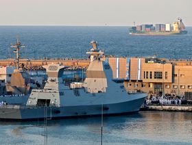 قدرات إسرائيل البحرية: غواصات وزوارق هجوم وسفن "لا يكشفها الرادار"