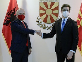 الاتحاد الأوروبي يبدأ مفاوضات ضم ألبانيا ومقدونيا الشمالية