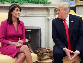 الانتخابات التمهيدية للجمهوريين في نيوهامشر.. كيف يؤثر انسحاب ديسانتيس على هيلي؟