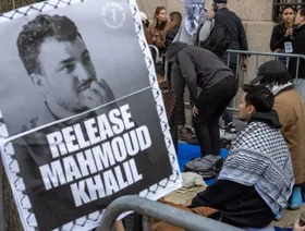 السلطات الأميركية توجه اتهامات جديدة لطالب جامعة كولومبيا الفلسطيني محمود خليل