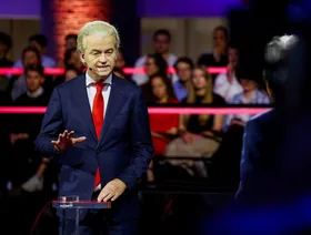 انهيار الائتلاف الحكومي في هولندا بعد فشل محادثات الهجرة