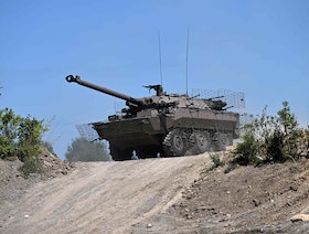 لأول مرة.. دبابات غربية الصنع في طريقها إلى أوكرانيا