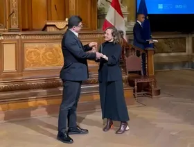 "إندبندنت عربية" تتسلّم جائزة حرية الصحافة نيابة عن مراسلتها مريم أبو دقة