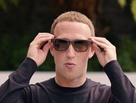 ميتا تطور تقنية جديدة لقراءة بصمة الوجه على نظارات Ray-Ban Meta