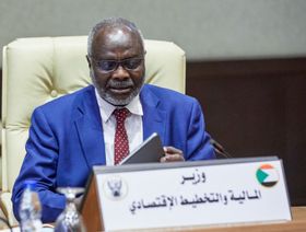 بينهم المالية.. رئيس الوزراء السوداني يعين 5 وزراء في حكومته الجديدة