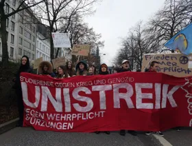 احتجاجات طلابية واسعة في ألمانيا على قانون الخدمة العسكرية الجديد