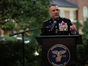 ترمب يرشح جنرالاً شارك في الضربات ضد الحوثيين للقيادة الجنوبية وسط توتر مع فنزويلا