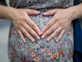 صداع الحوامل النصفي يعرضهن لمضاعفات الحمل والولادة