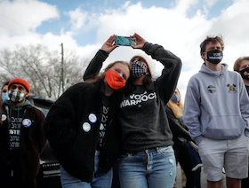 تقرير رسمي: تراجع عدد الأميركيين دون سن 18 عاماً خلال العقد الماضي