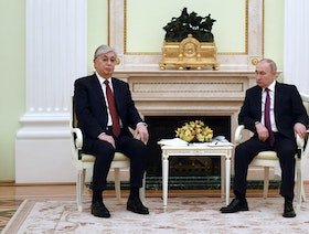كازاخستان تنفي مساعدة روسيا في الالتفاف على عقوبات الغرب