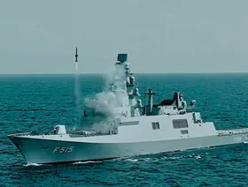 "صناعة محلية".. تركيا تنجح في إطلاق صاروخ HiSAR-D من فرقاطة TCG Istanbul