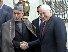 "أوراق أفغانستان".. كتاب جديد يكشف حقيقة استهداف طالبان لديك تشيني في 2007