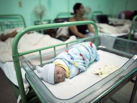 بحث يكشف لغز الولادة المبكرة