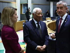 قادة أوروبا يعيدون تقييم العلاقات مع أميركا بعد أزمة جرينلاند