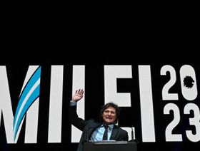مخاوف صعود اليمين والأزمة المالية تخيم على انتخابات الأرجنتين