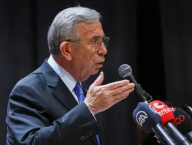 تركيا.. النيابة العامة تسعى لمقاضاة رئيس بلدية أنقرة بتهم "سوء السلوك"