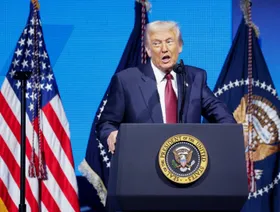 ترمب تعليقاً على فوز ممداني في نيويورك: "ربما سنساعده قليلاً"