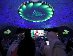 مسؤولون سعوديون يشرحون لـ"الشرق" استراتيجية "السعودية الخضراء"
