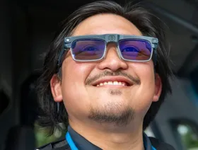 أمازون تطلق نظارة إلكترونية ذكية لسائقي وعمال توصيل الطلبات