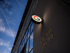 "جوجل" تطرح تحديثات جديدة.. والذكاء الاصطناعي كلمة السر