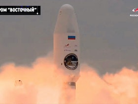 روسيا تطلق مركبة فضائية إلى القمر للبحث عن المياه