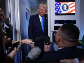 ترمب: لا شيء سيهدد وقف النار في غزة.. وحماس "جزء صغير" من السلام بالشرق الأوسط