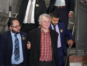 أساء للإسلام في حوار مع بائع مصري.. القبض على مسؤول سابق بإدارة أوباما