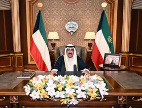 أمير الكويت: نريد تسليم البلاد لأهلها الأصليين والممارسة الديمقراطية ستعود