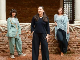 الفنانة دانا عورتاني تمثل السعودية في بينالي البندقية 2026