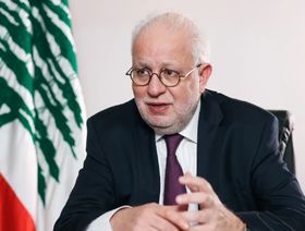وزير العدل اللبناني لـ"الشرق": قرار حصر السلاح لا يمثل استهدافاً لأي طرف