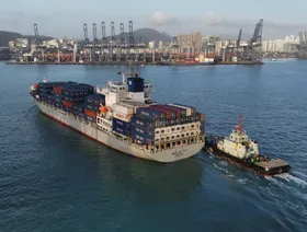 غرق سفينة صينية بعد حادث اصطدام وفقدان اثنين من طاقمها