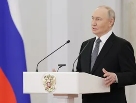 بوتين: الحرب ستستمر حتى "نهايتها المنطقية".. وزيلينسكي: سنرسل خطة سلام منقحة لواشنطن