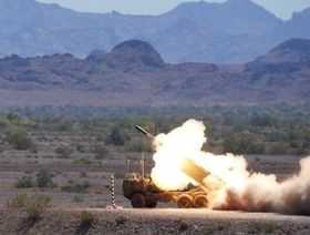 قادرة على إطلاق صواريخ Tomahawk.. أميركا تخطط لتشغيل قاذفات ذاتية التشغيل