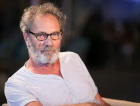 وفاة الممثل والمخرج الفلسطيني محمد بكري عن 72 عاماً