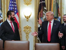 الشرع وترمب يبحثان تطورات سوريا ويتفقان على مواصلة التعاون في مكافحة "داعش"