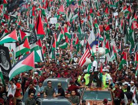 من نيويورك إلى جاكرتا.. عشرات الآلاف يتظاهرون دعماً لفلسطين حول العالم