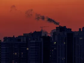 قبل "محادثات دافوس".. زيلينسكي يحذر من ضربة روسية "واسعة النطاق"