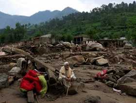 السيول في باكستان تودي بحياة المئات والسلطات تواصل عمليات الإنقاذ