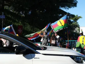 قبل مناقشة تعديلات دستورية.. حظر التجول في كاليدونيا الجديدة بعد اضطرابات