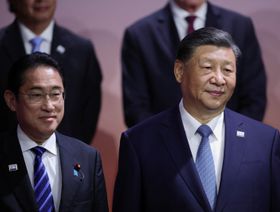 الصين واليابان تؤكدان على "العلاقة الاستراتيجية" في محادثات نادرة