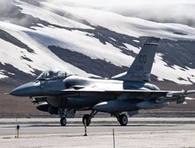 مقاتلات أميركية إلى قاعدة جوية في جرينلاند بتنسيق مع الدنمارك