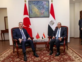 مباحثات مصرية تركية في أنقرة لبحث المراحل التالية من اتفاق غزة
