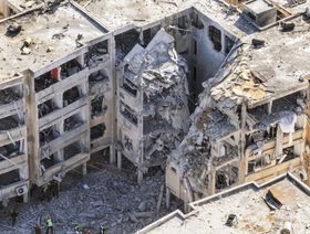 بالصور.. دمار واسع وإصابات في أعنف هجوم إيراني على إسرائيل منذ اندلاع الحرب