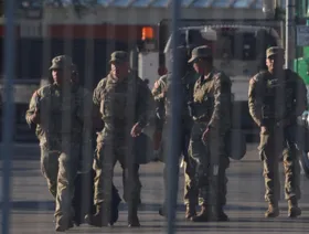 المحكمة العليا الأميركية ترفض السماح لترمب بنشر الحرس الوطني في شيكاجو