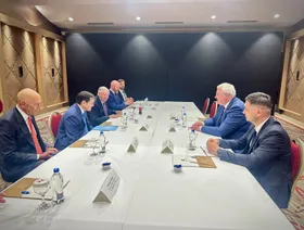 وسط غياب ترمب وبوتين.. الطابع الفني يغلب على محادثات أوكرانيا في إسطنبول