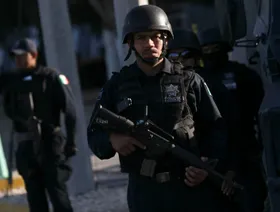 تسليم عضو بارز في "كارتل سينالوا" المكسيكي إلى الولايات المتحدة