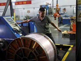 إدارة ترمب تضيف النحاس والفضة واليورانيوم لقائمة المعادن الحرجة