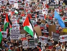 حرب غزة.. "لعنة" تطارد "العمال" و"المحافظين" في بريطانيا