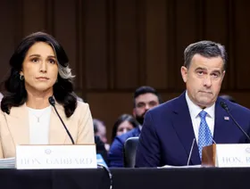 تقرير: توتر متصاعد بين جابارد ومدير CIA بعد كشفها هوية عميلة سرية