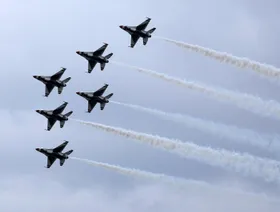 البنتاجون يربط طائرة F-16 بمسيرة تعمل بالذكاء الاصطناعي لفرض الهيمنة الجوية